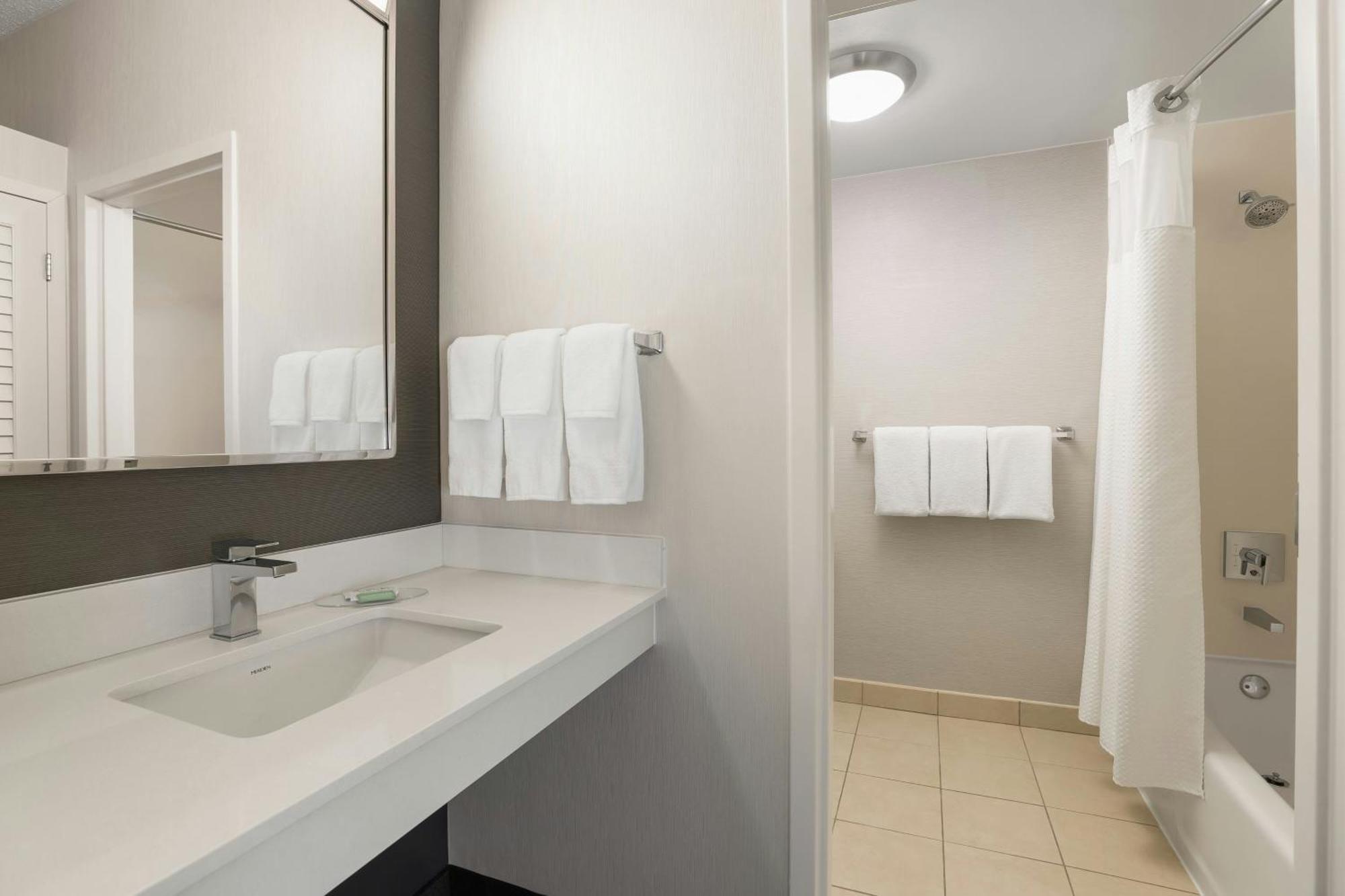 Courtyard By Marriott Minneapolis-St. Paul Airport Mendota Heights Eksteriør bilde