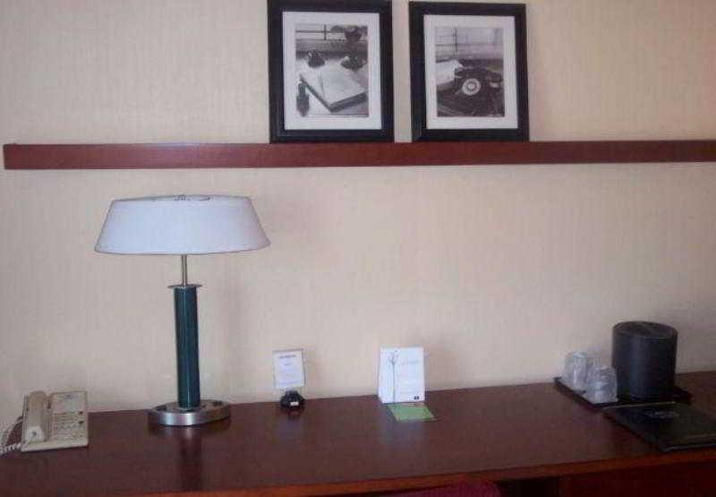 Courtyard By Marriott Minneapolis-St. Paul Airport Mendota Heights Rom bilde